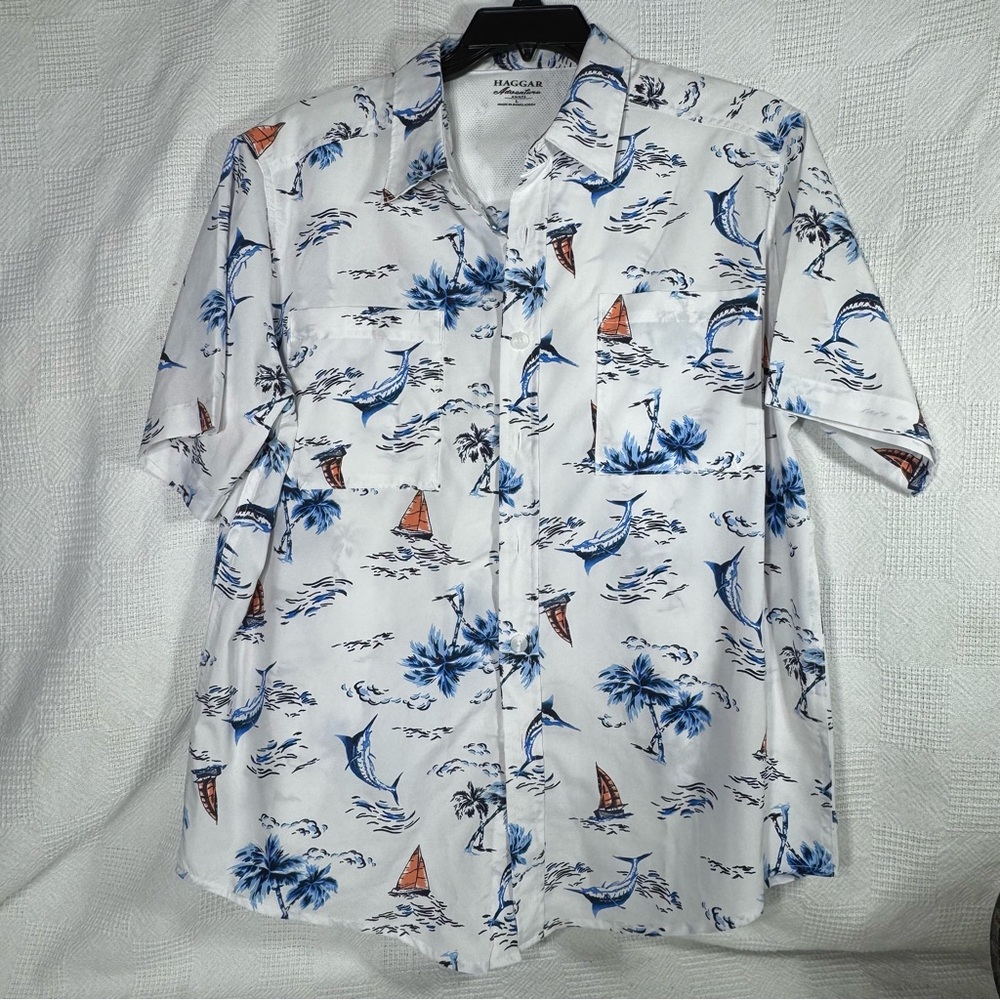 Haggar Men's Nautical White and Blue Shirt Sailboats Fishing Ocean Size Large